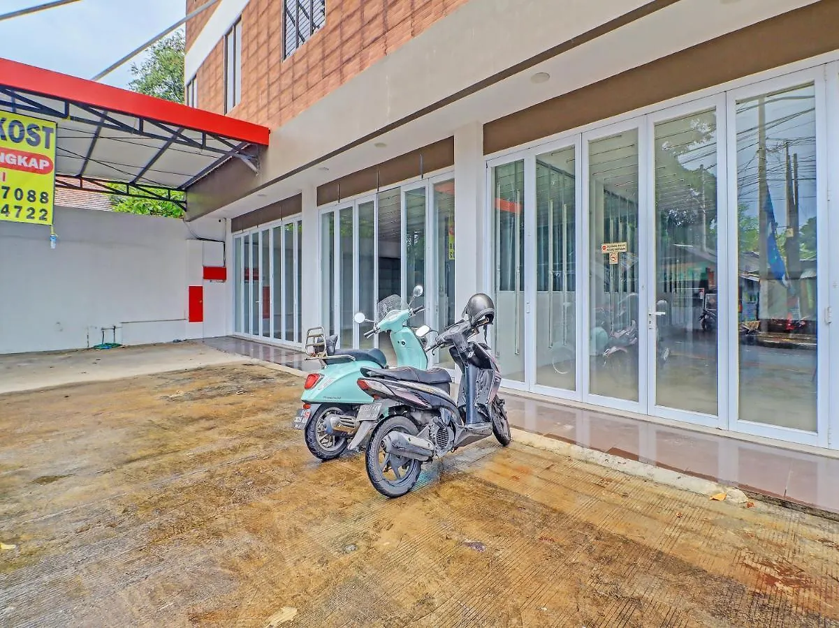 מלון Tuban Capital O 92039 Runways House